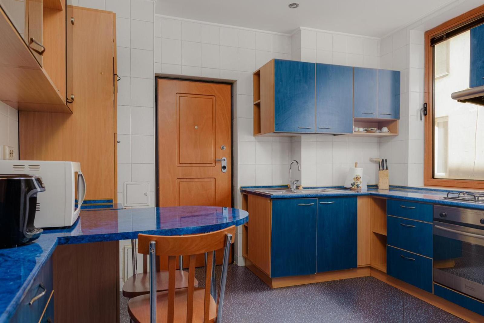 Heart Of Downtown 3 Rooms Apartment Self Check In Букурещ Екстериор снимка