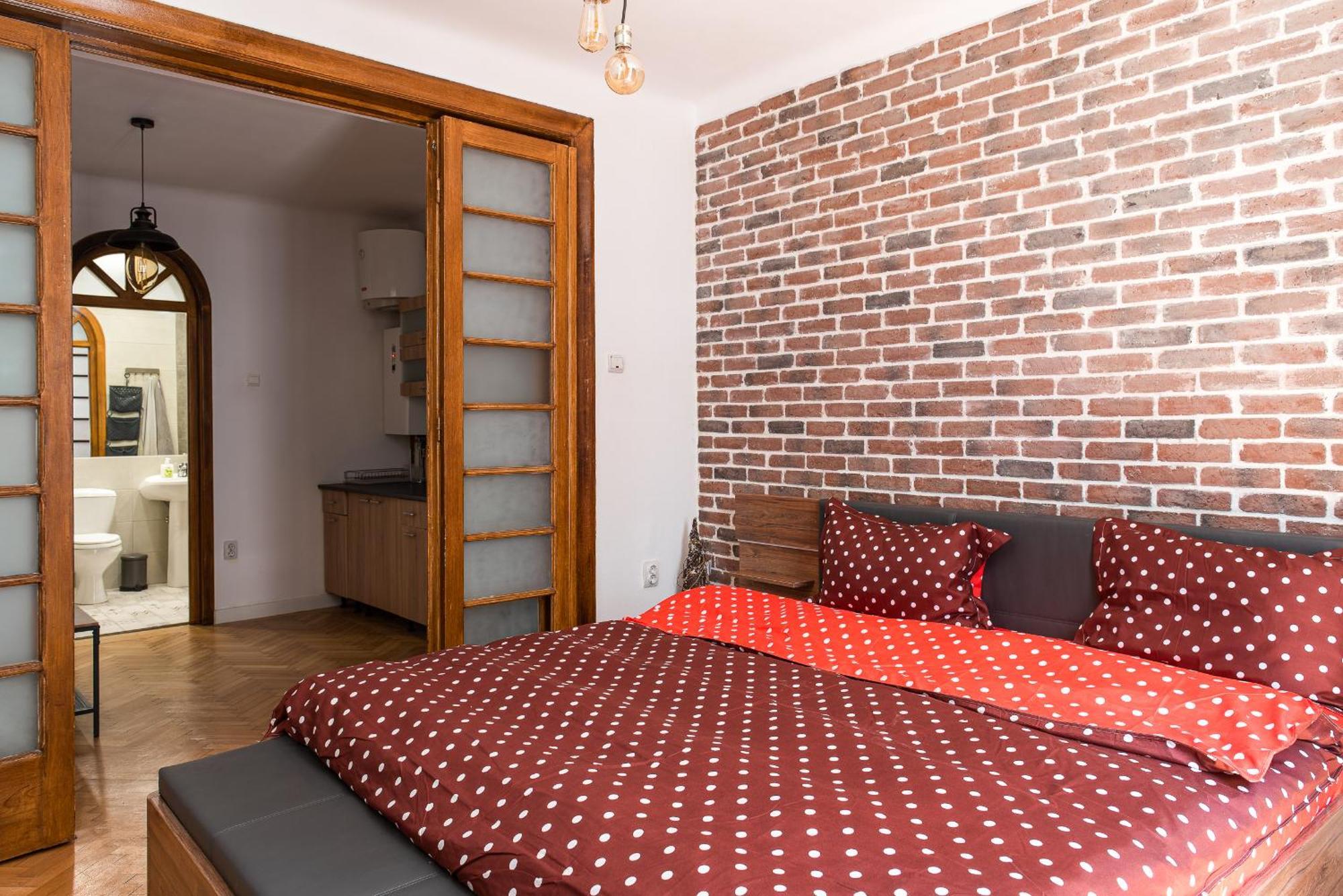 Heart Of Downtown 3 Rooms Apartment Self Check In Букурещ Екстериор снимка